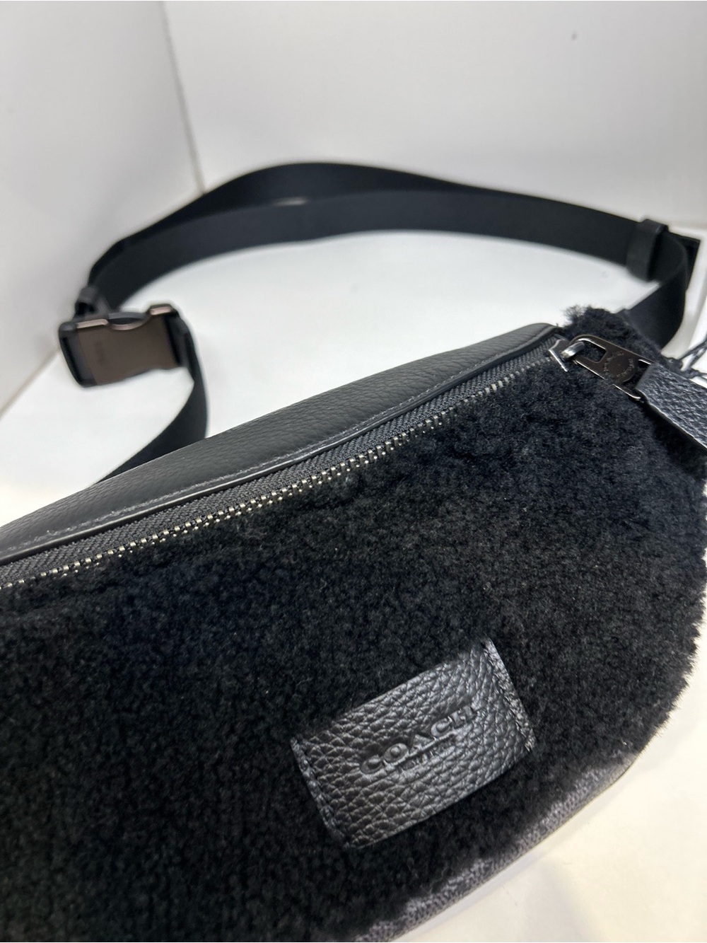 Coach Men's Black Leather mini Belt Bag with Black Strap new